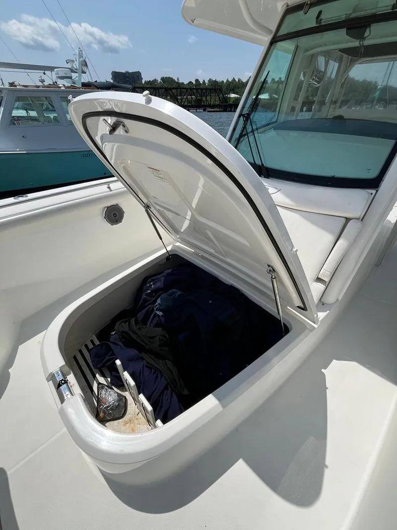 Slide: The Image of 2015 Boston Whaler 350 Outrage - 11