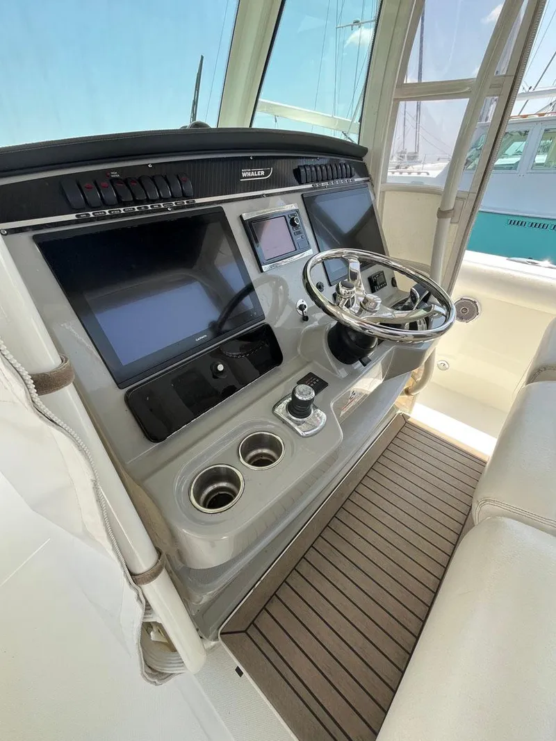 Slide: The Image of 2015 Boston Whaler 350 Outrage - 14