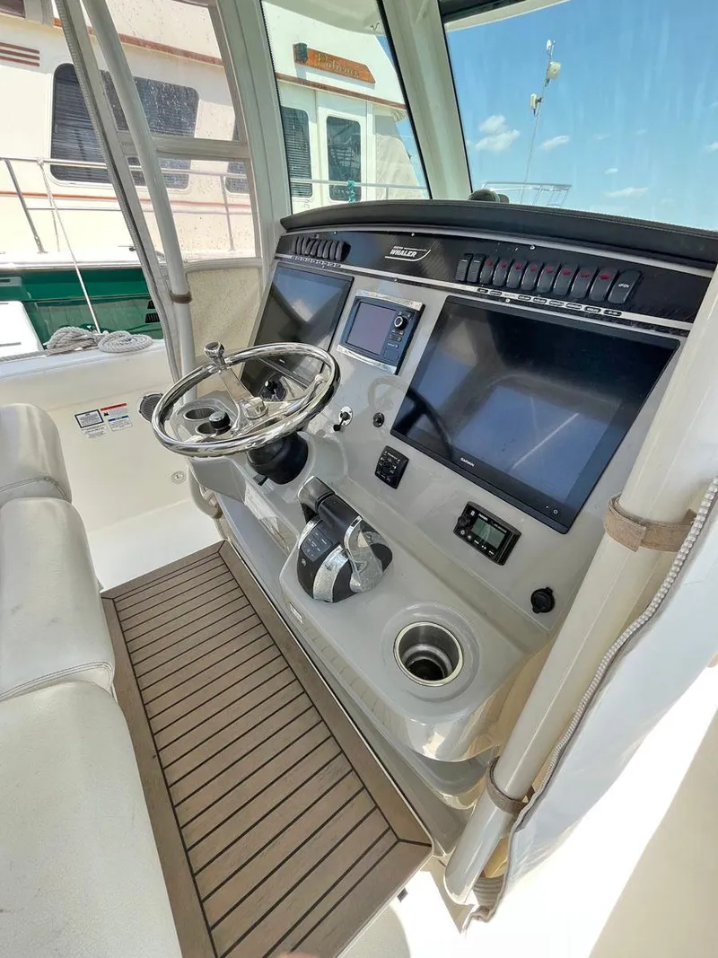 Slide: The Image of 2015 Boston Whaler 350 Outrage - 15