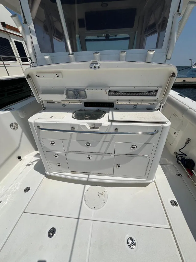 Slide: The Image of 2015 Boston Whaler 350 Outrage - 30