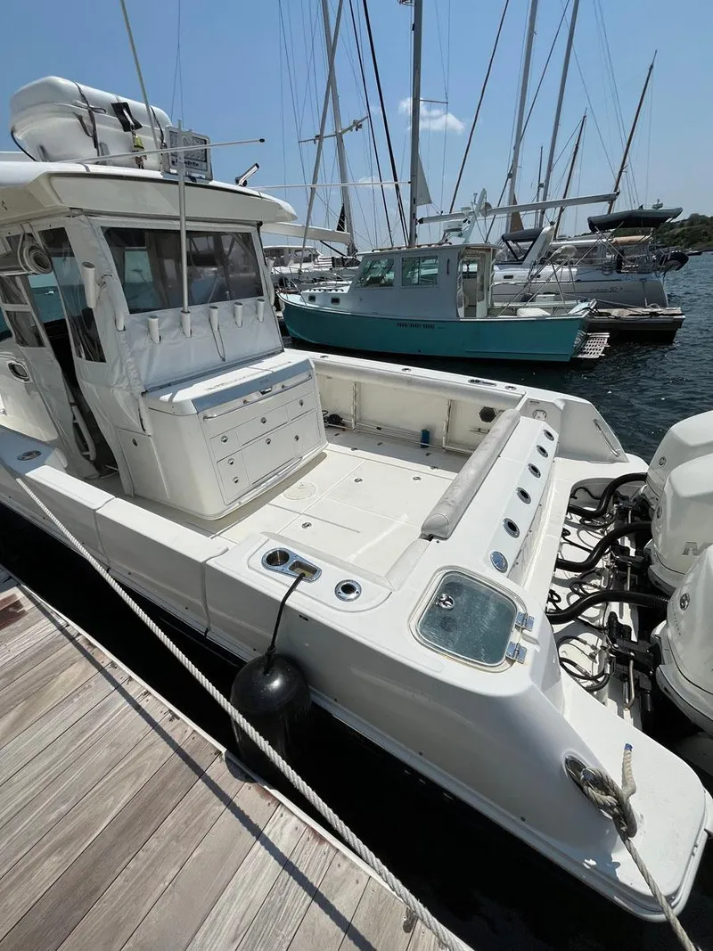 Slide: The Image of 2015 Boston Whaler 350 Outrage - 31