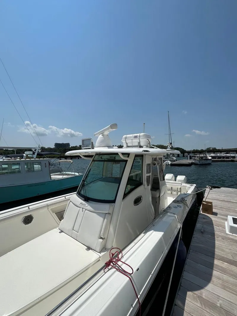 Slide: The Image of 2015 Boston Whaler 350 Outrage - 9