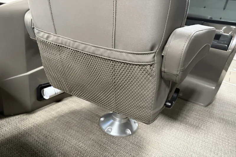 Slide: The Image of Bennington 25 QSXBW 2017 - 37