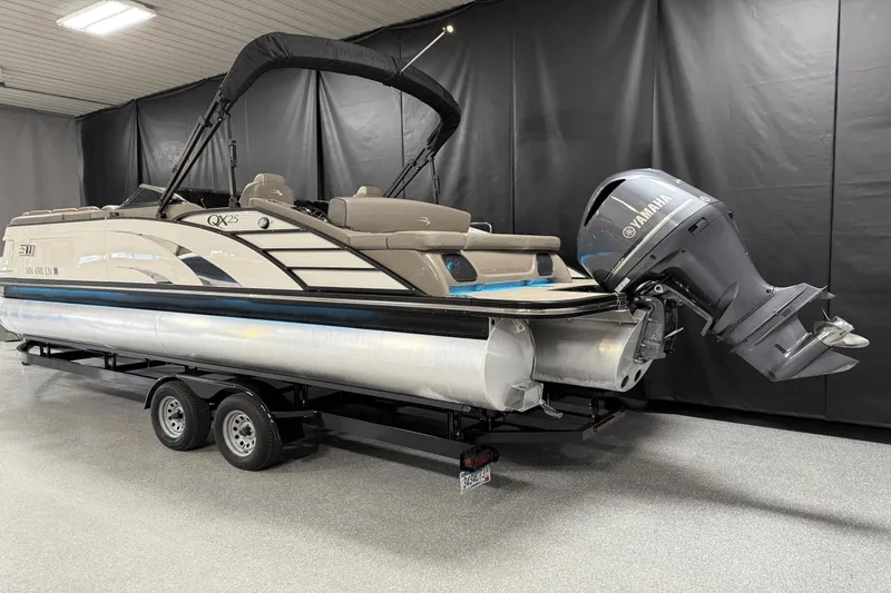 Slide: The Image of Bennington 25 QSXBW 2017 - 4