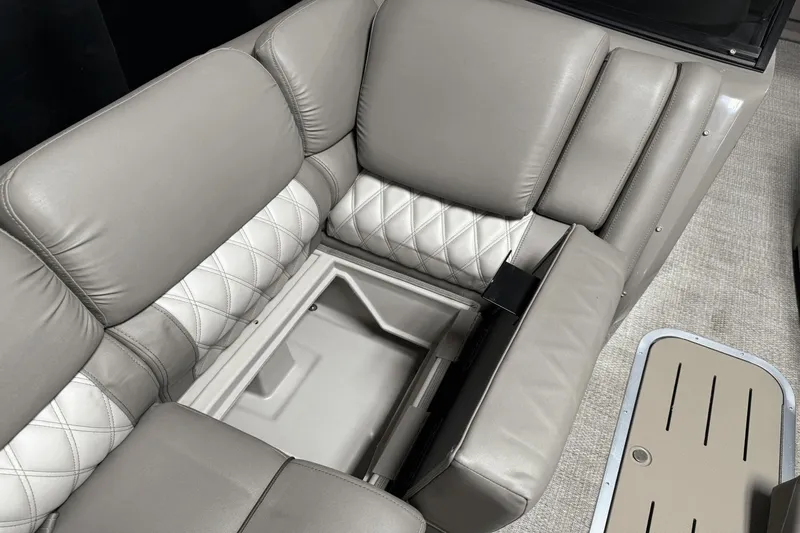 Slide: The Image of Bennington 25 QSXBW 2017 - 84