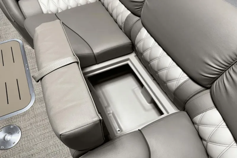 Slide: The Image of Bennington 25 QSXBW 2017 - 89