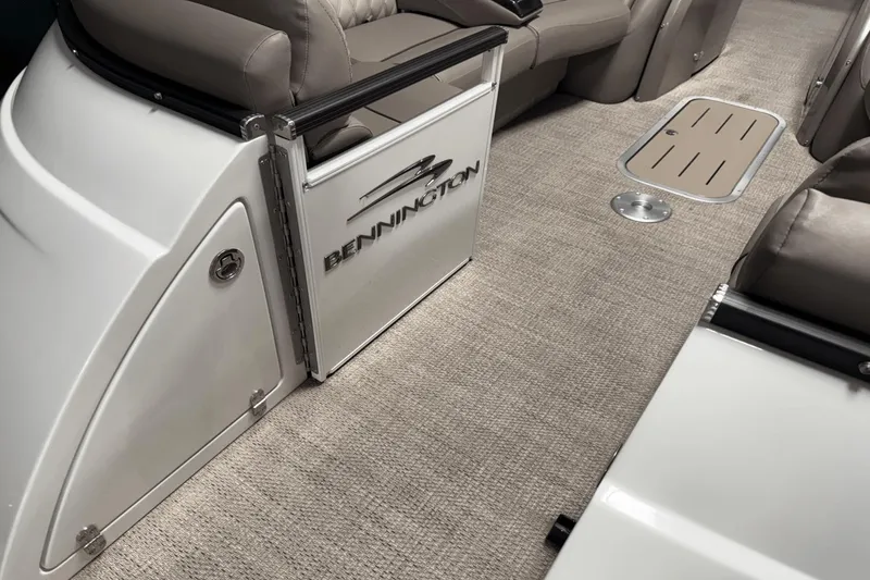 Slide: The Image of Bennington 25 QSXBW 2017 - 95