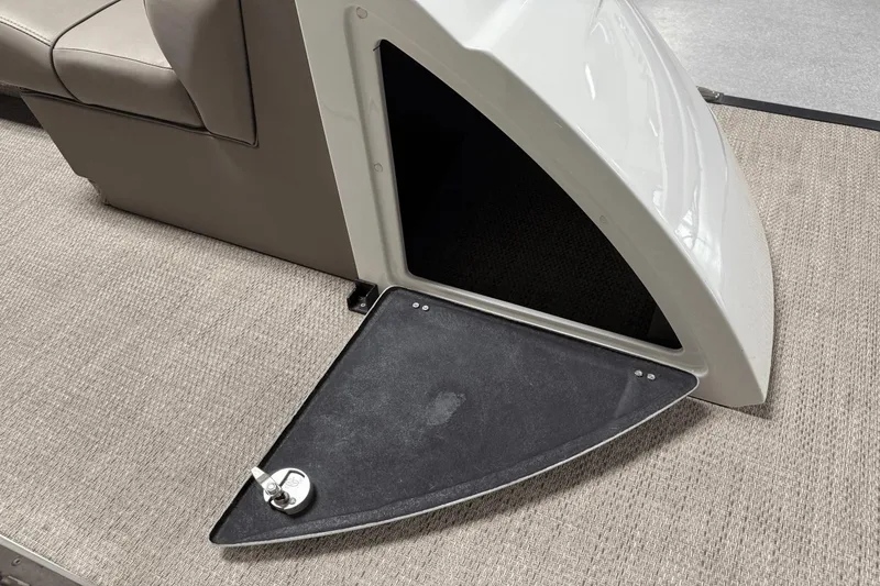 Slide: The Image of Bennington 25 QSXBW 2017 - 98