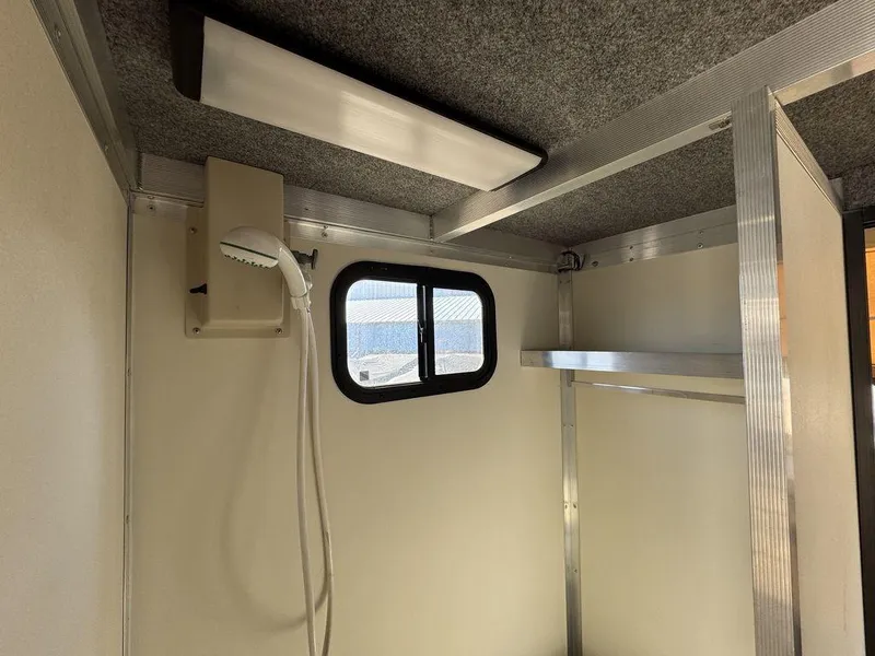 Slide: The Image of Sun Tracker 31 Party Cruiser 2006 - 106