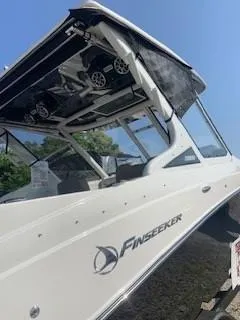 Slide: The Image of Finseeker 280 DC 2023 - 4