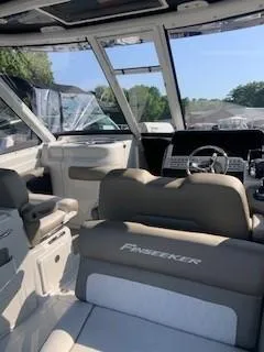 Slide: The Image of Finseeker 280 DC 2023 - 5