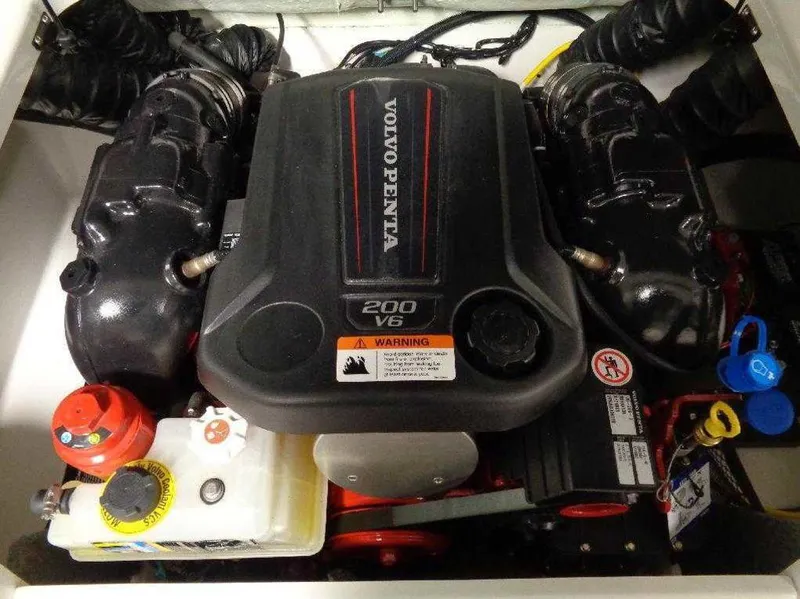 Slide: The Image of Volvo Penta 200 V6 engine in 2017 Four Winns Horizon 190 boat. - 17