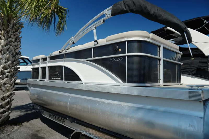Slide: The Image of Bennington SX20 CRUISE 2018 - 1