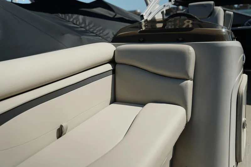 Slide: The Image of Bennington SX20 CRUISE 2018 - 14