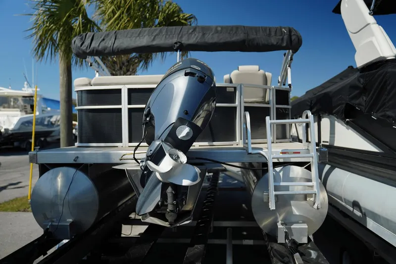 Slide: The Image of Bennington SX20 CRUISE 2018 - 4