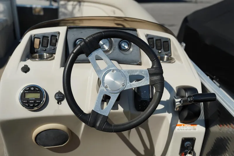 Slide: The Image of Bennington SX20 CRUISE 2018 - 6