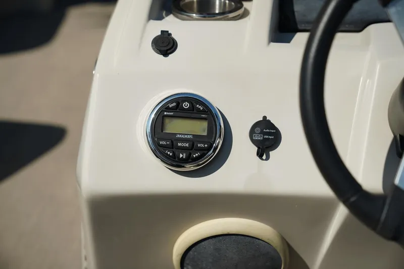 Slide: The Image of Bennington SX20 CRUISE 2018 - 7