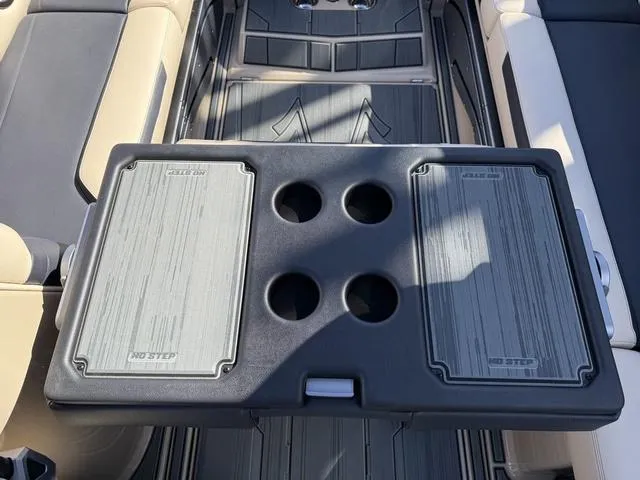 Slide: The Image of Supra SL 400 2025 - 14