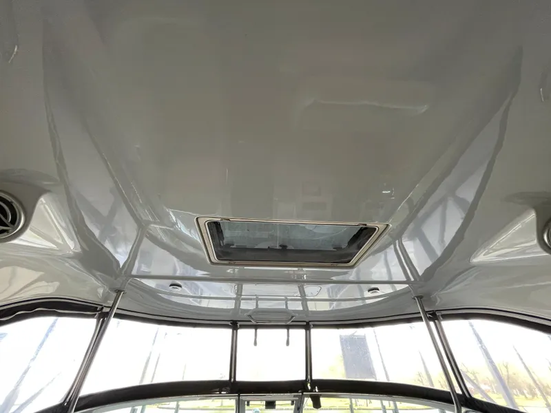 Slide: The Image of Crownline Boats 340 CR 2009 - 57