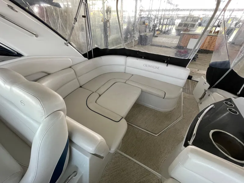 Slide: The Image of Crownline Boats 340 CR 2009 - 59