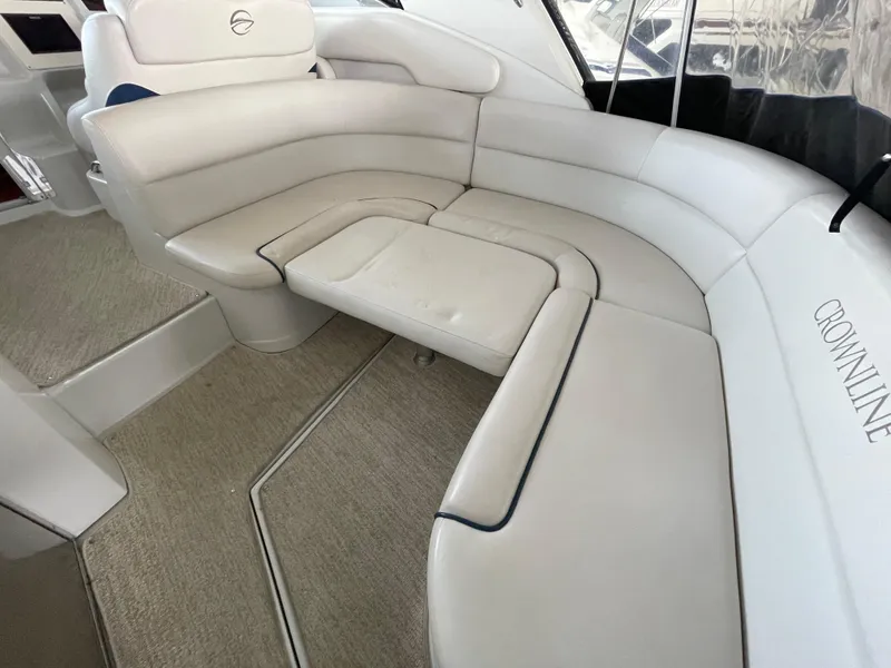 Slide: The Image of Crownline Boats 340 CR 2009 - 61