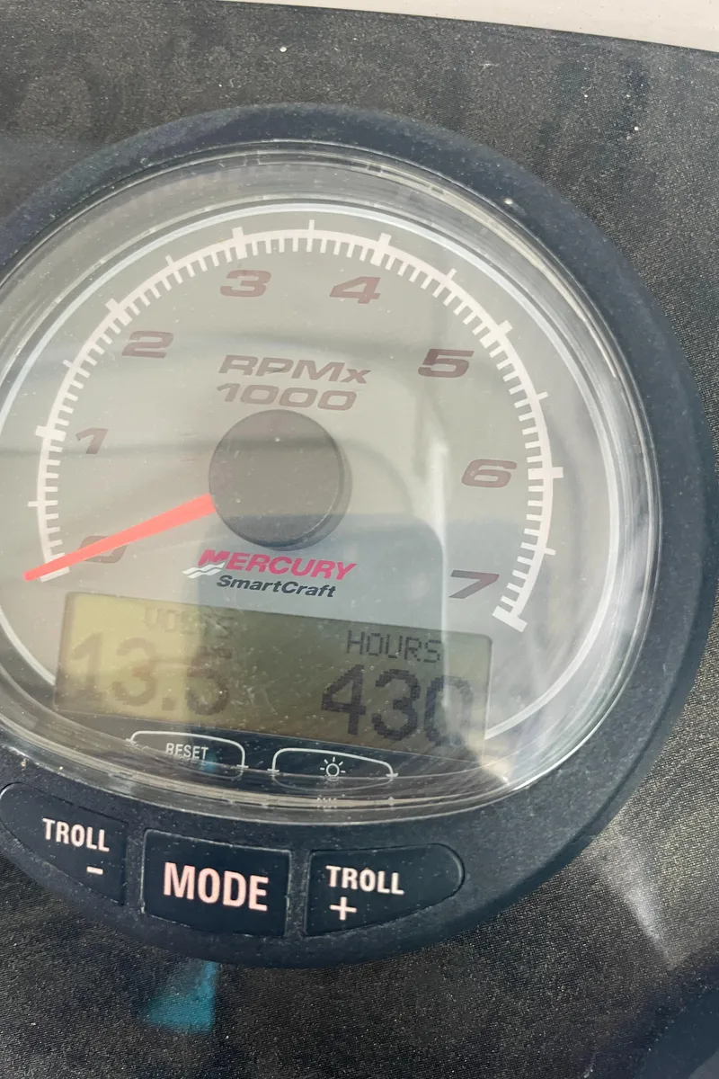 Slide: The Image of Cruisers 370 Express 2004 - 66