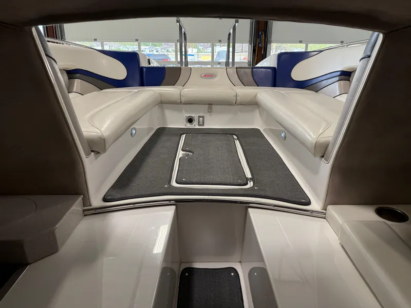 Slide: The Image of Magic 30 Sceptor 2008 - 52