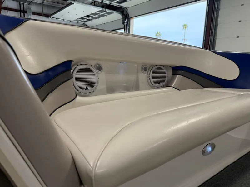 Slide: The Image of Magic 30 Sceptor 2008 - 54