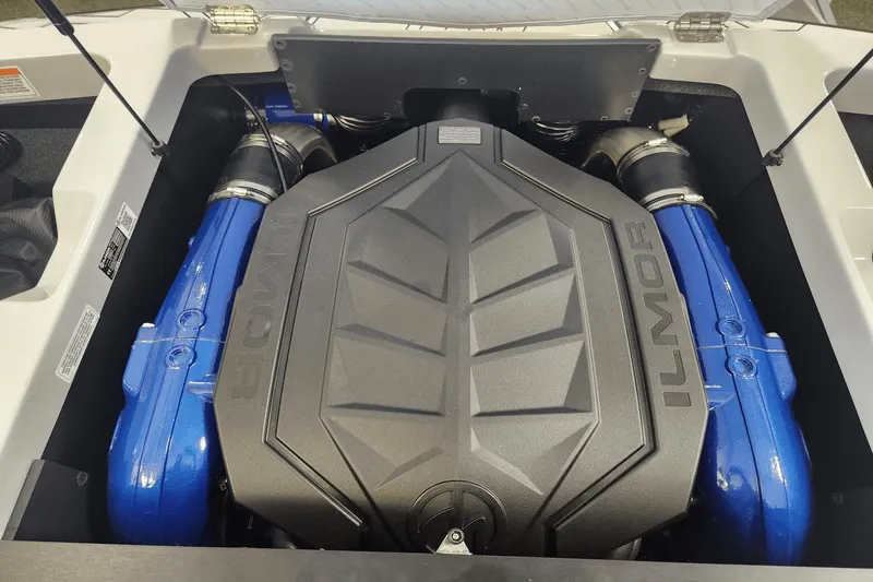 Slide: The Image of MasterCraft NXT20 2025 - 11