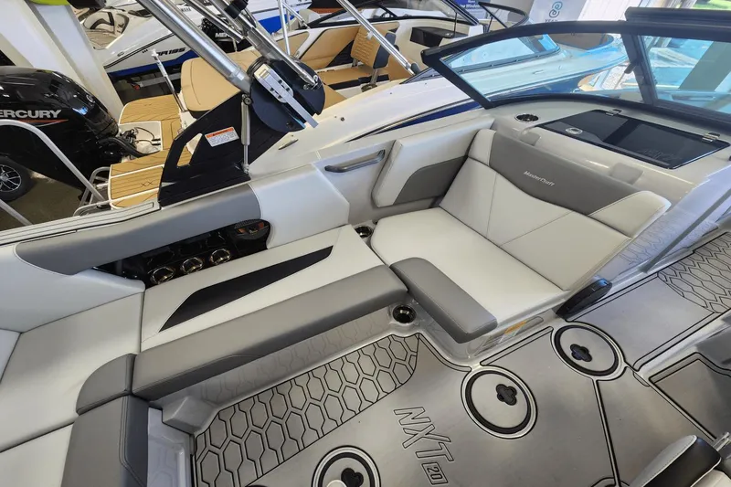 Slide: The Image of MasterCraft NXT20 2025 - 5