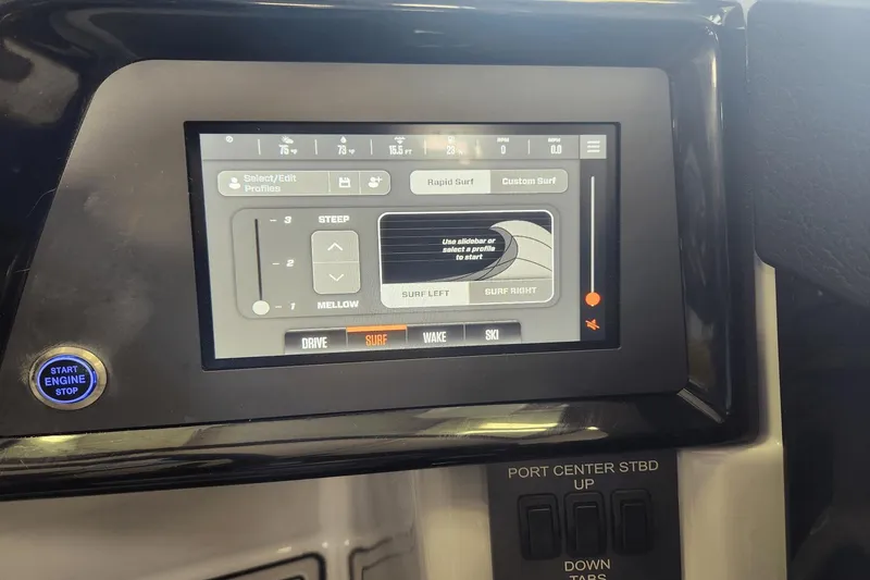 Slide: The Image of MasterCraft NXT20 2025 - 9