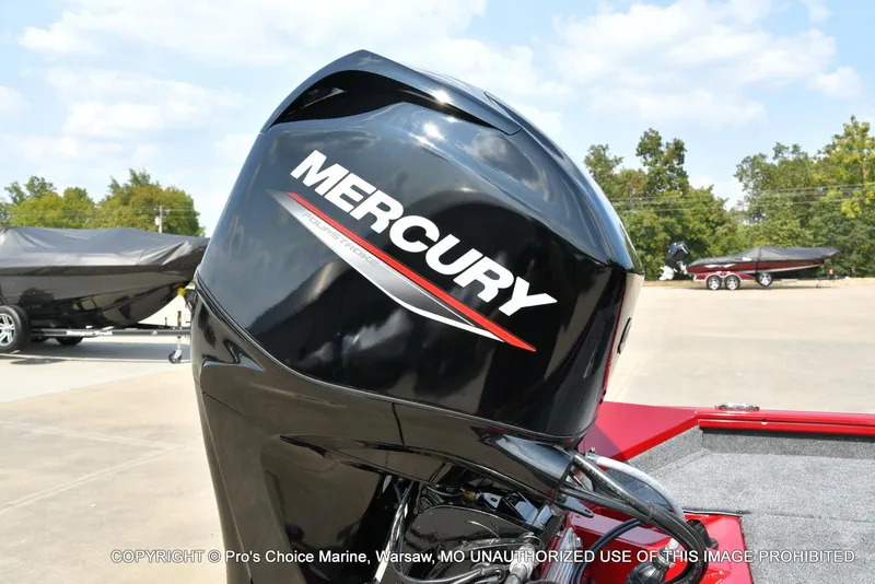 Slide: The Image of Mercury outboard motor on 2025 Tracker Pro Team 175 Crappie Edition boat, parked outdoors. - 19