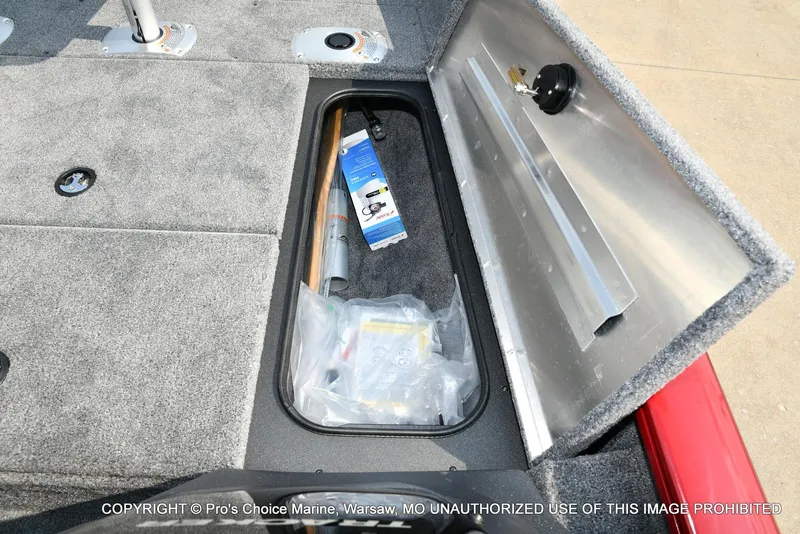 Slide: The Image of Tracker Pro Team 175 Crappie Edition 2025 - 66