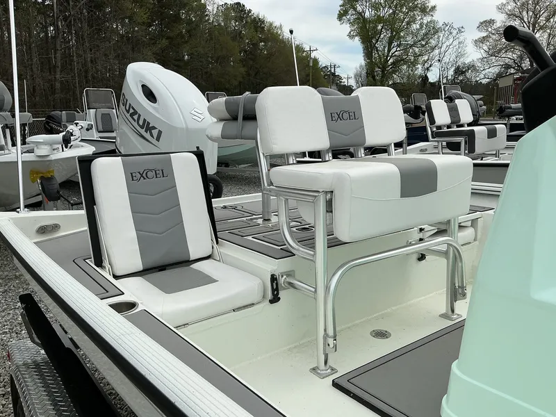 Slide: The Image of Excel Bay Pro 220 220 ELITE 2025 - 7