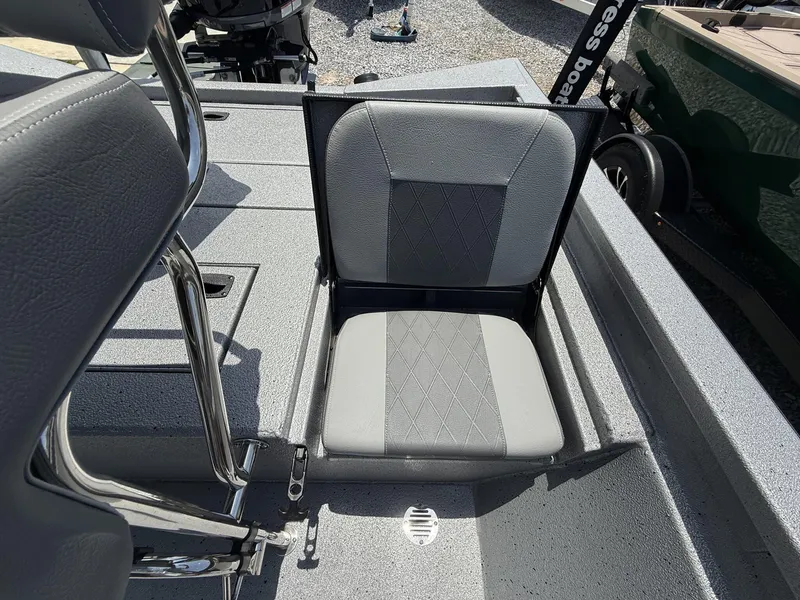 Slide: The Image of 2025 Xpress Hyper-Lift Series H22B boat seat with gray upholstery and diamond pattern. - 7