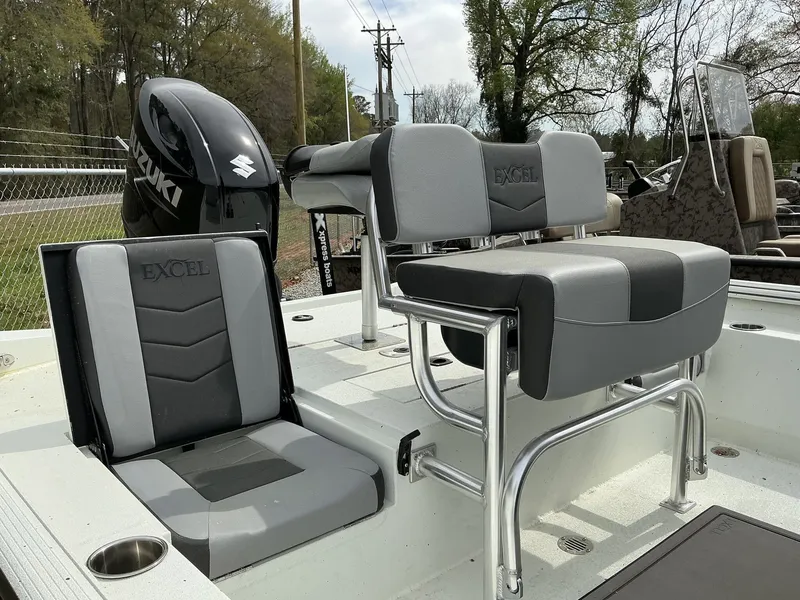 Slide: The Image of Excel 220 Bay Pro Elite 2025 - 7