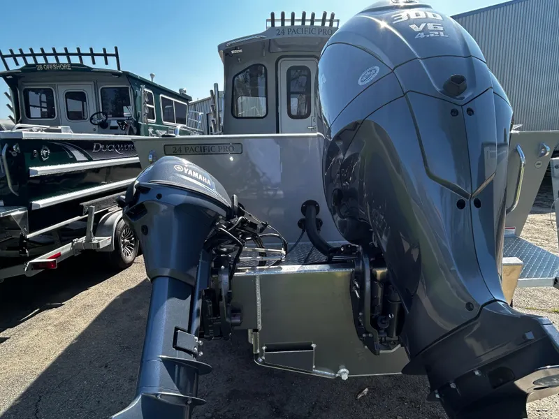 Slide: The Image of Duckworth 24 Pacific Pro 2025 - 4