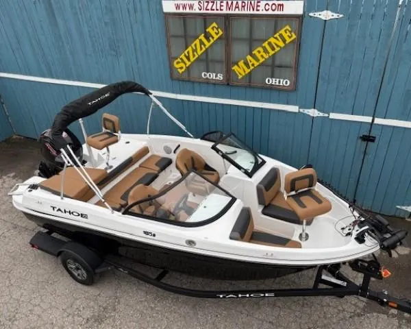 The Image of 2025 Tahoe 185 S boat with tan seating, displayed at Sizzle Marine, Ohio. - 0