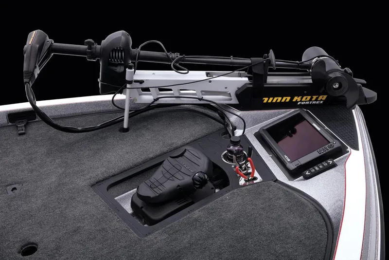 Slide: The Image of Ranger Z520L 2019 - 10