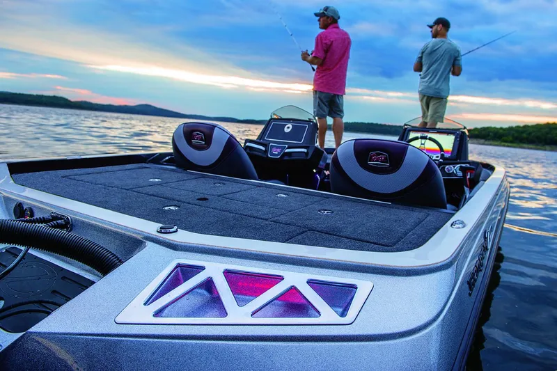 Slide: The Image of Ranger Z520L 2019 - 7