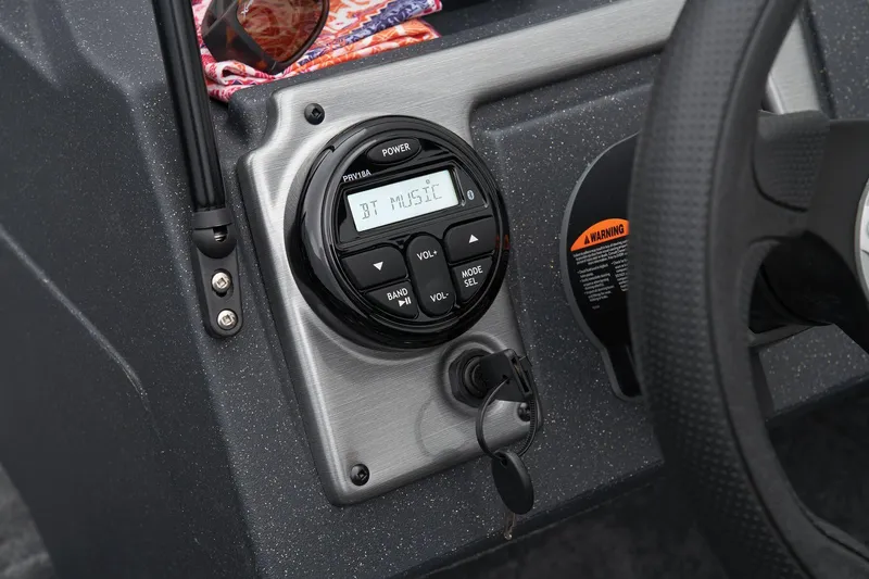 Slide: The Image of Tracker Pro Guide V-175 WT 2025 - 38