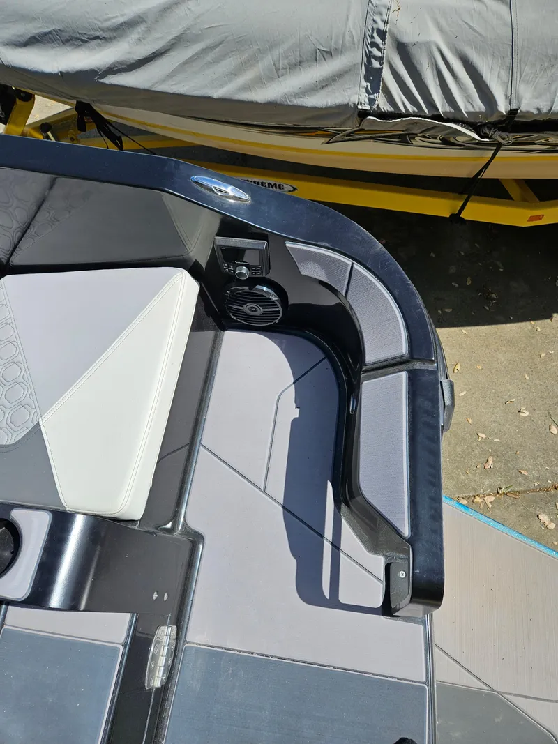 Slide: The Image of 2023 HEYDAY WAKE BOATS H20 interior with seating and speaker detail. - 4