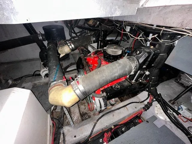 Slide: The Image of Carver Yachts 380 Santego 1993 - 10