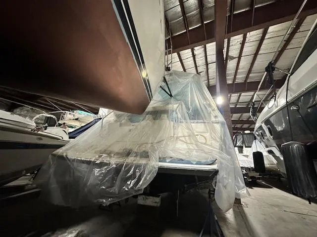 Slide: The Image of Carver Yachts 380 Santego 1993 - 8