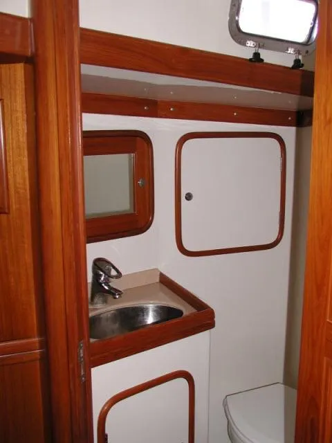 Slide: The Image of Tayana 460 Vancouver Pilothouse 2002 - 55
