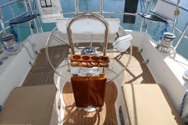 Slide: The Image of Tayana 460 Vancouver Pilothouse 2002 - 59