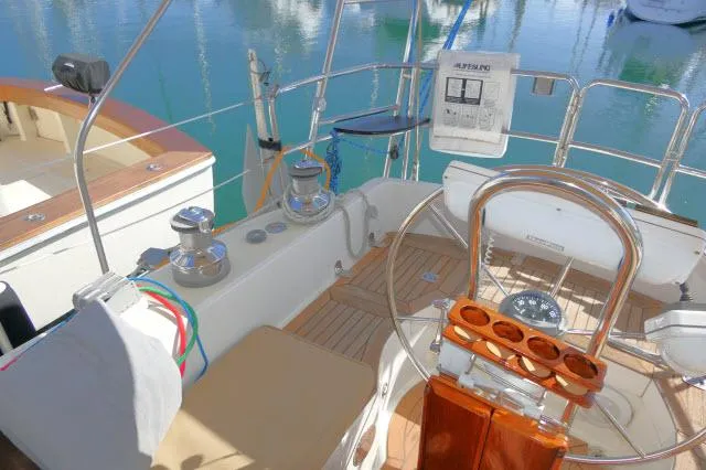 Slide: The Image of Tayana 460 Vancouver Pilothouse 2002 - 60