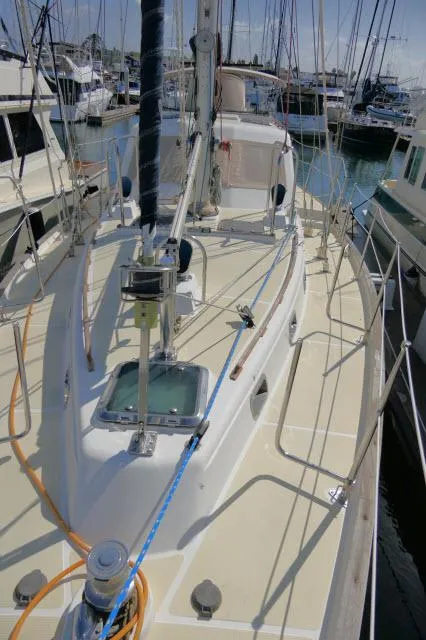 Slide: The Image of Tayana 460 Vancouver Pilothouse 2002 - 70