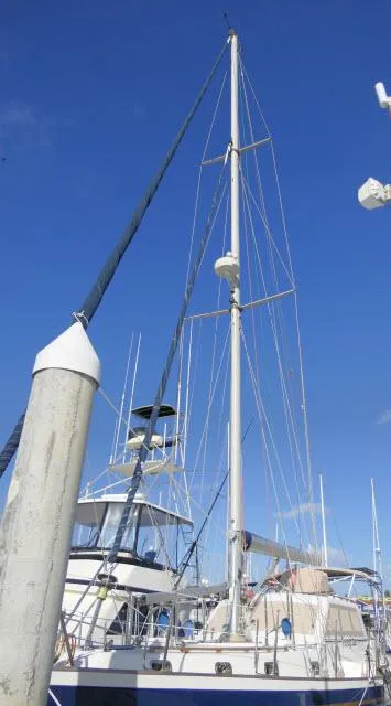 Slide: The Image of Tayana 460 Vancouver Pilothouse 2002 - 79