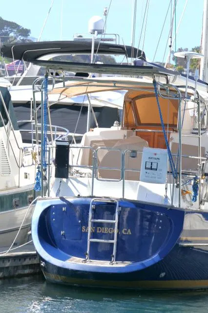 Slide: The Image of Tayana 460 Vancouver Pilothouse 2002 - 87